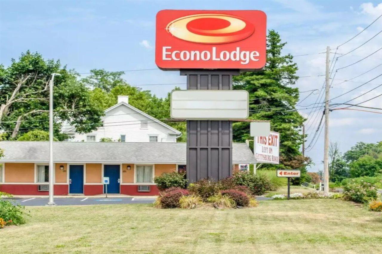 Lodge Econo *