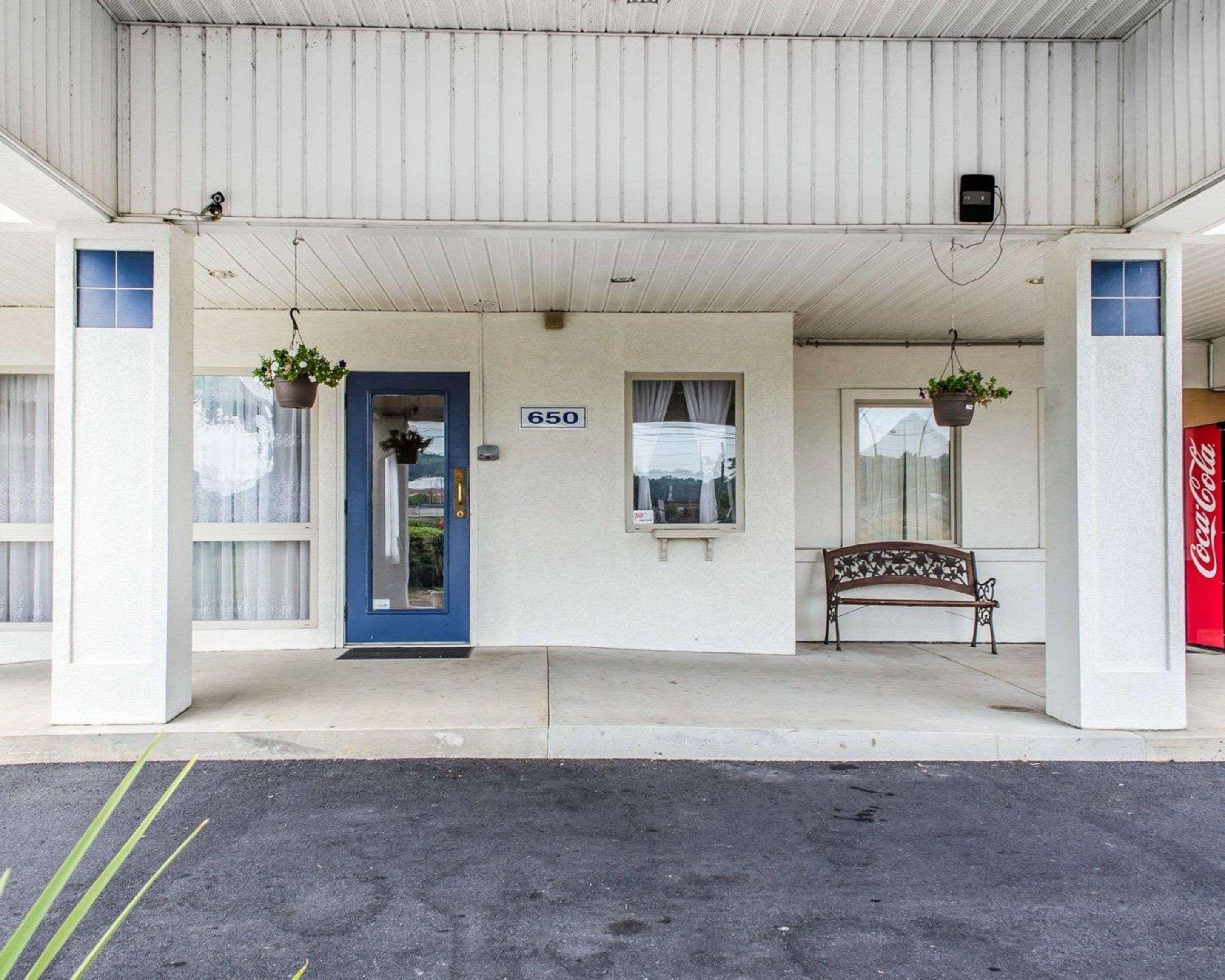 Econo Lodge Mechanicsburg