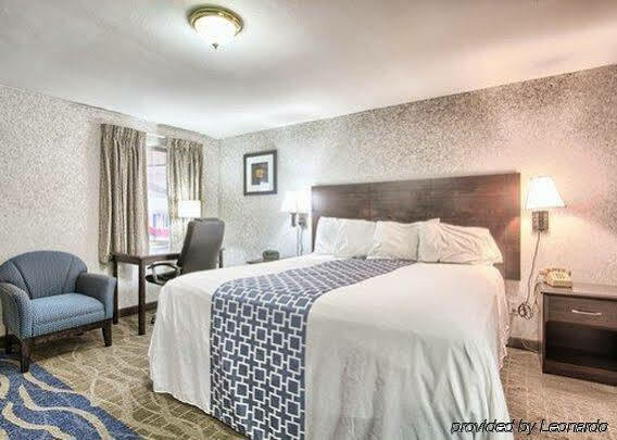 Econo Lodge Mechanicsburg